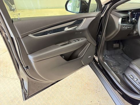 New 2026 Cadillac XT5 Premium Luxury w/ Driver Assist Package FWD image 21