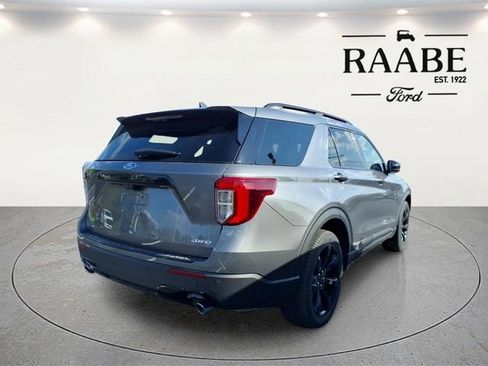 Used 2023 Ford Explorer ST-Line image 10