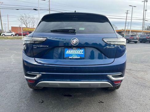 Used 2023 Buick Envision Avenir image 4