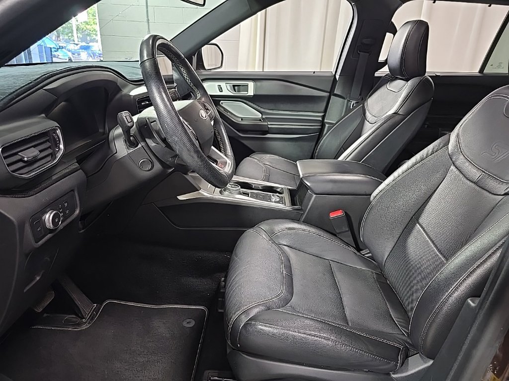 Used 2020 Ford Explorer ST w/ Premium Technology Package AWD/4WD image 18