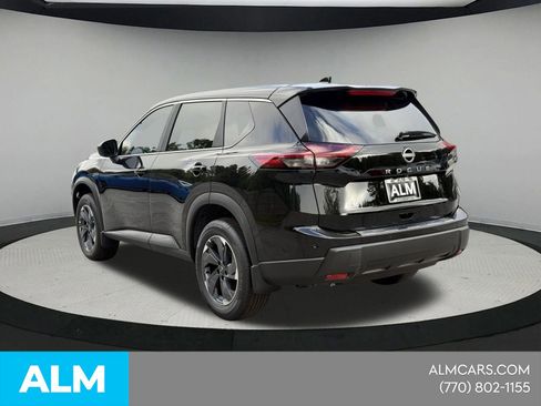 Used 2025 Nissan Rogue SV FWD image 29