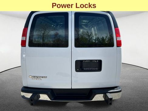 Used 2025 Chevrolet Express 2500 w/ Driver Convenience Package RWD image 9