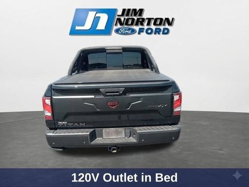 Used 2023 Nissan Titan PRO-4X w/ Pro-4x Convenience Package AWD/4WD image 9