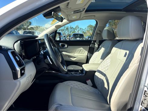 Used 2022 Kia Sorento SX image 26
