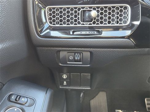 Used 2023 Honda Civic Sport image 20