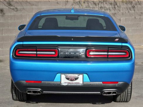 Certified 2023 Dodge Challenger GT w/ Plus Package image 8