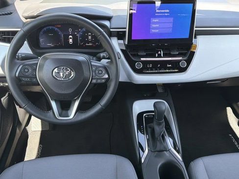 Used 2026 Toyota Corolla SE w/ SE Package FWD image 19