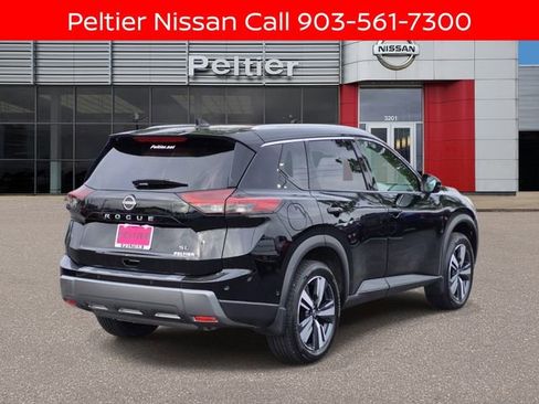 Certified 2024 Nissan Rogue SL w/ SL Premium Package FWD image 6