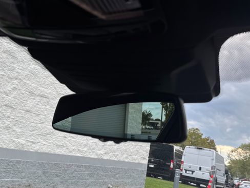 Used 2026 BMW X5 M Competition w/ Executive Package image 45