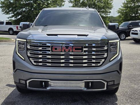 Used 2023 GMC Sierra 1500 Denali w/ Denali Reserve Package AWD/4WD image 2