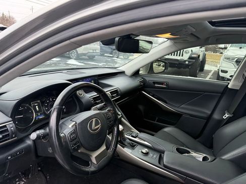 Used 2017 Lexus IS 300 AWD w/ Navigation System Package image 10