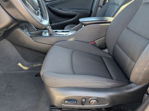 Used 2023 Chevrolet Malibu LT image 15