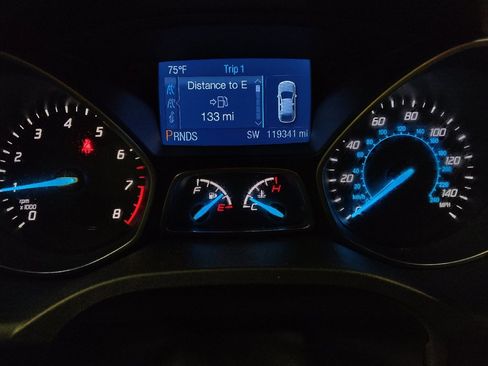 Used 2014 Ford Escape SE FWD image 23