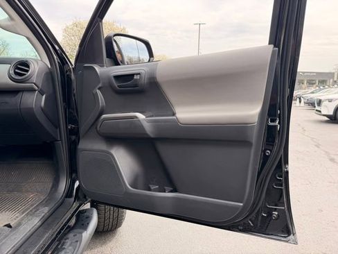 Used 2023 Toyota Tacoma SR5 image 4