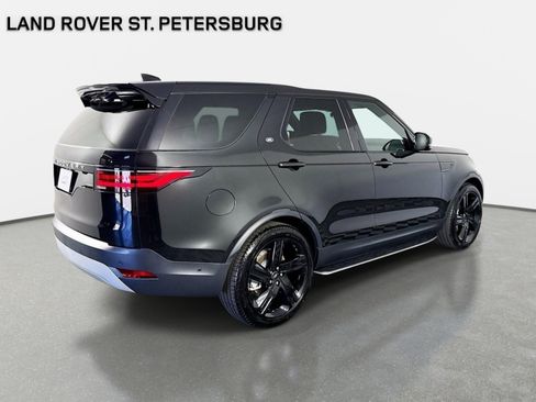 Used 2026 Land Rover Discovery S AWD/4WD image 5