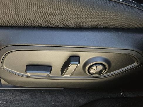 New 2026 Jeep Grand Cherokee L Laredo image 15