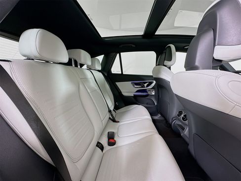 New 2026 Mercedes-Benz GLC 300 image 30
