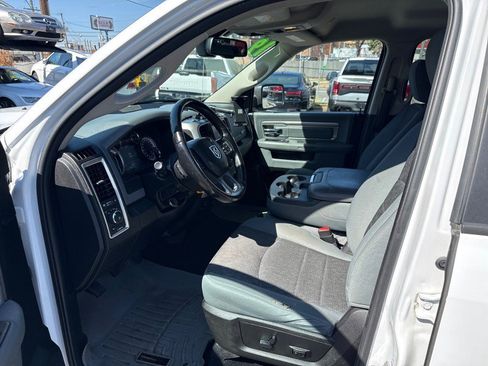 Used 2019 RAM 1500 Big Horn AWD/4WD image 17