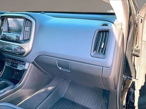 Used 2021 Chevrolet Colorado Z71 w/ Safety Package image 27