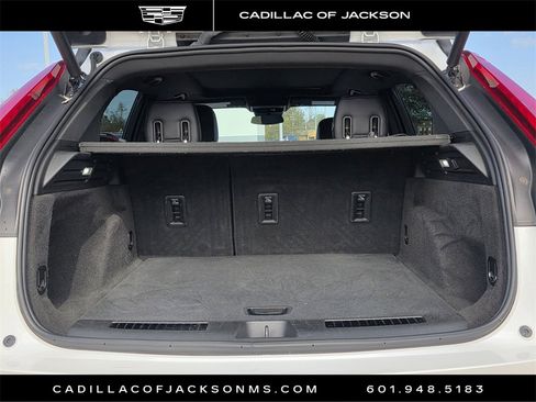 Certified 2024 Cadillac XT4 Premium Luxury image 26