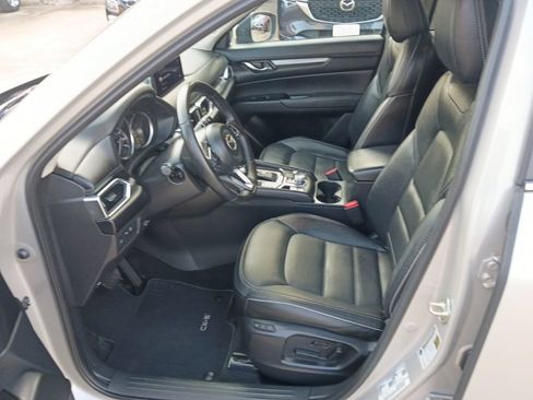 Used 2025 MAZDA CX-5 AWD 2.5 S w/ Preferred Package image 4