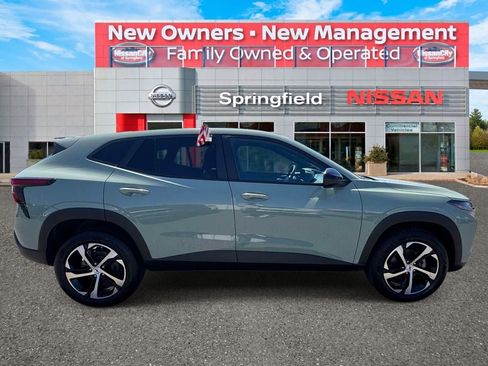 Used 2024 Chevrolet Trax RS w/ Driver Confidence Package FWD image 6