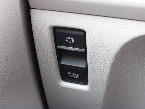 New 2026 Honda Odyssey Touring image 31