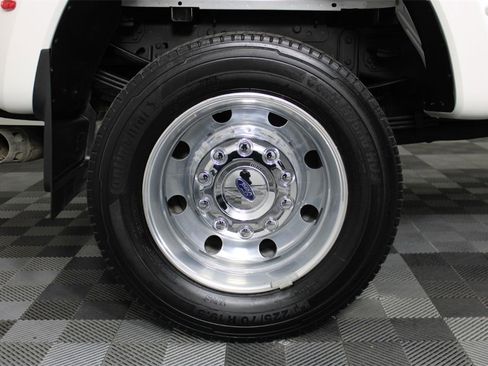 Used 2022 Ford F450 Lariat w/ Lariat Ultimate Package image 12