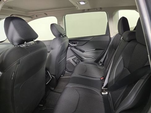 Used 2024 Subaru Forester Premium AWD/4WD image 16