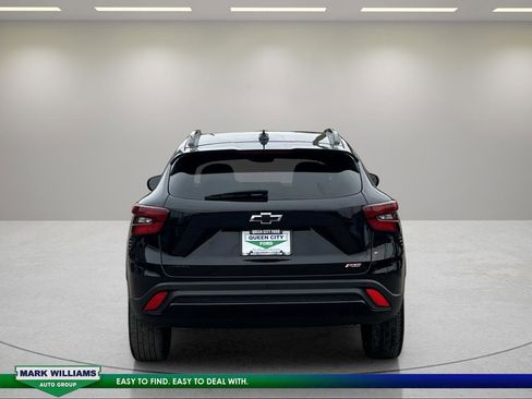 Used 2024 Chevrolet Trax RS w/ Sunroof Package image 14