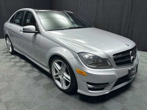 Used 2013 Mercedes-Benz C 300 Sport image 7