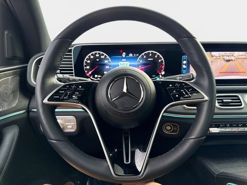 Used 2025 Mercedes-Benz GLE 580 4MATIC image 29