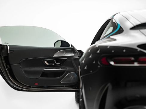 Used 2025 Mercedes-Benz AMG GT 63 image 26