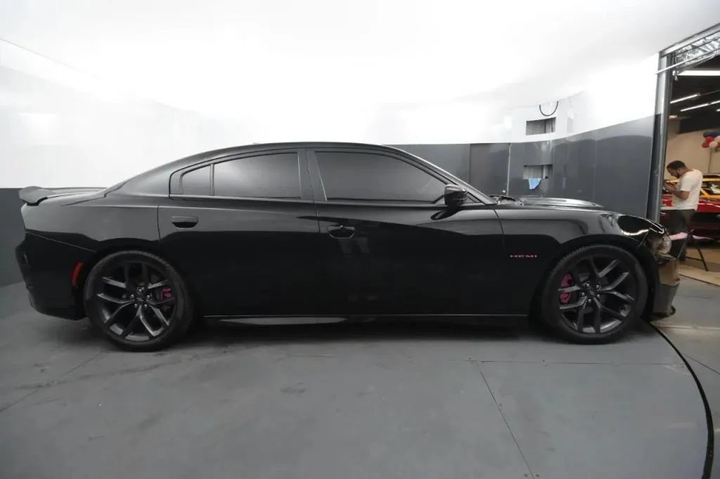 Used 2021 Dodge Charger R/T w/ Blacktop Package RWD image 6