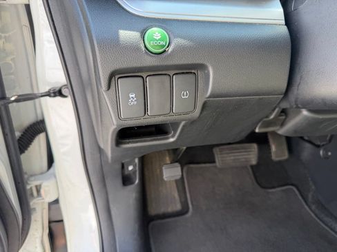 Used 2016 Honda CR-V EX image 16