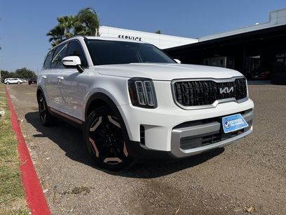 Used 2023 Kia Telluride EX w/ EX Captain's Chair Package