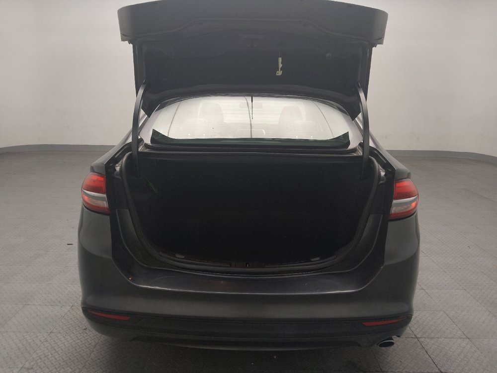 Used 2018 Ford Fusion S FWD image 29