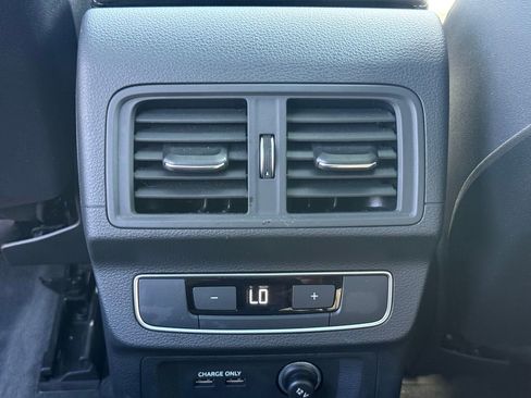 Used 2022 Audi Q5 2.0T Premium Plus w/ Premium Plus Package image 17