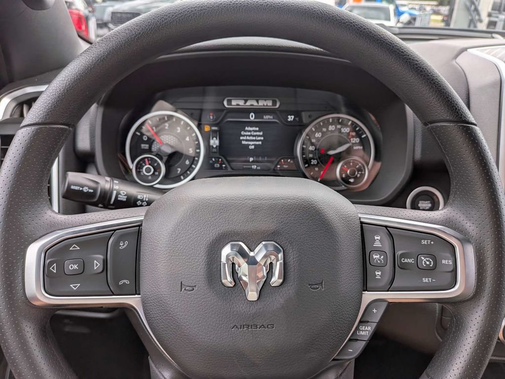 New 2026 RAM 1500 Express AWD/4WD image 35