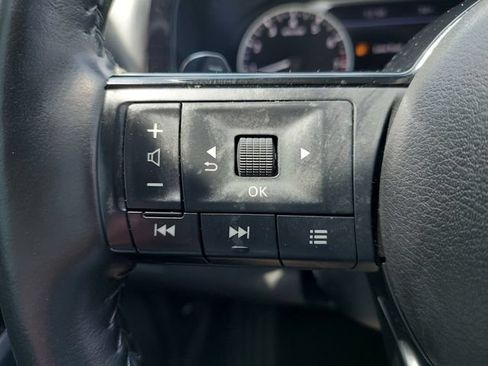 Used 2023 Nissan Pathfinder SL FWD image 28