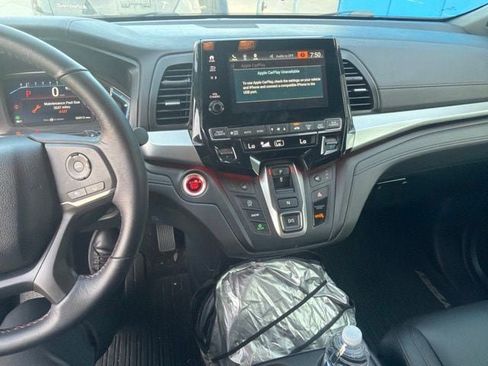 Used 2024 Honda Odyssey Sport image 16
