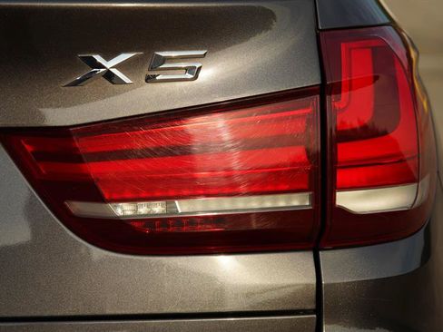 Used 2015 BMW X5 xDrive50i AWD/4WD image 40