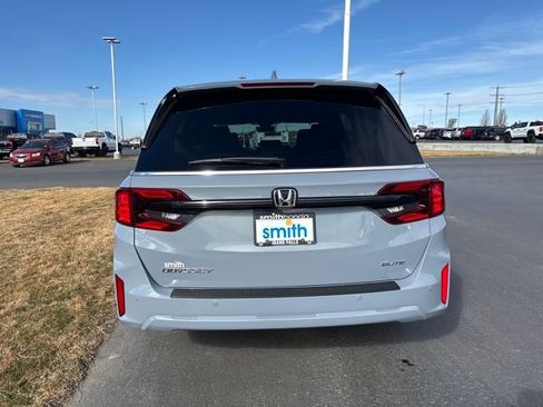 New 2026 Honda Odyssey Elite image 4