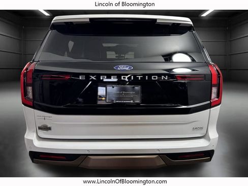 Used 2025 Ford Expedition Max King Ranch image 6