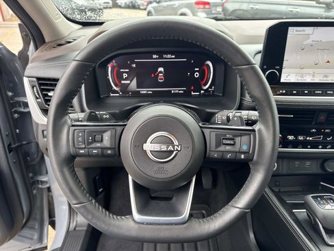 Used 2023 Nissan Rogue Platinum w/ Platinum Premium Package image 22