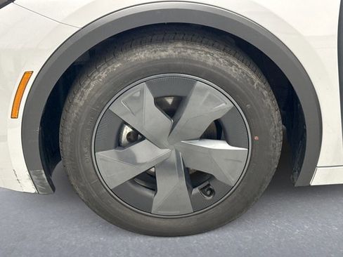 Used 2024 Toyota Prius LE image 21