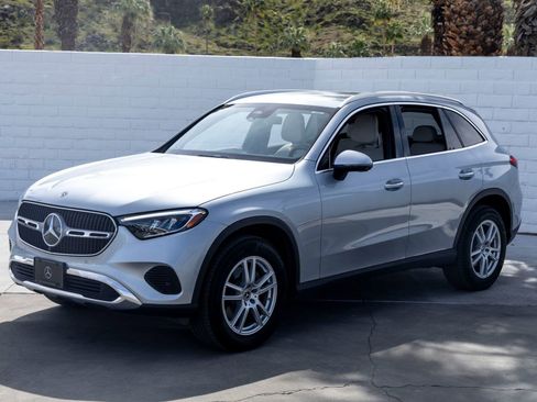Used 2023 Mercedes-Benz GLC 300 image 5