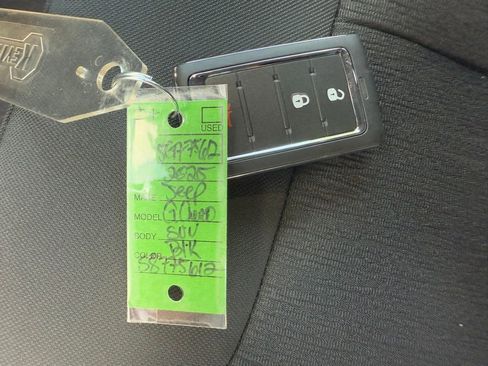 New 2025 Jeep Grand Cherokee L Laredo image 38