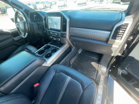 Used 2022 Ford F350 Platinum image 32