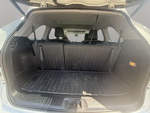 Used 2019 Toyota Highlander Limited AWD/4WD image 32